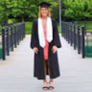 Meet your Posher, Abbie